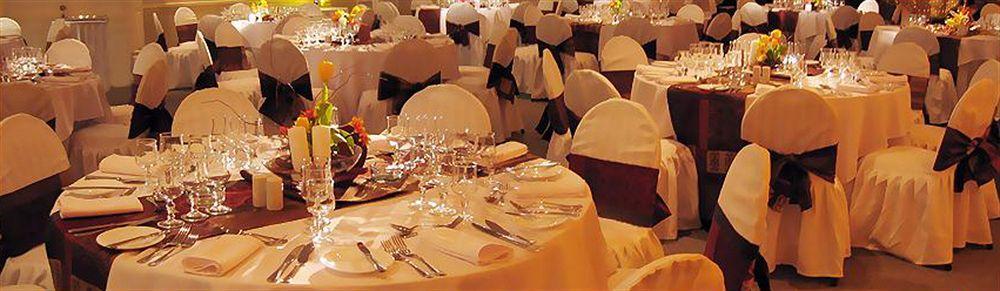 Hotel Gavina Costa Mar Iquique Buitenkant foto A wedding reception