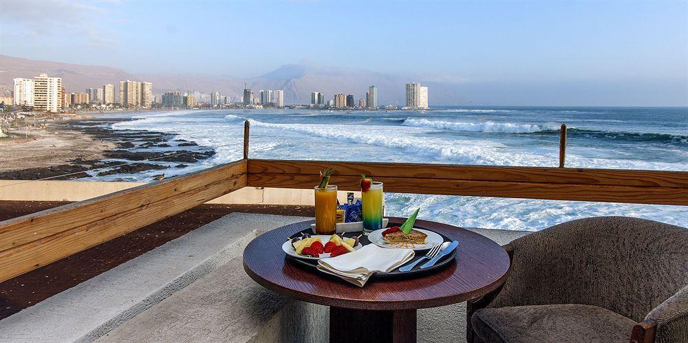 Hotel Gavina Costa Mar Iquique Buitenkant foto View of the city from the hotel